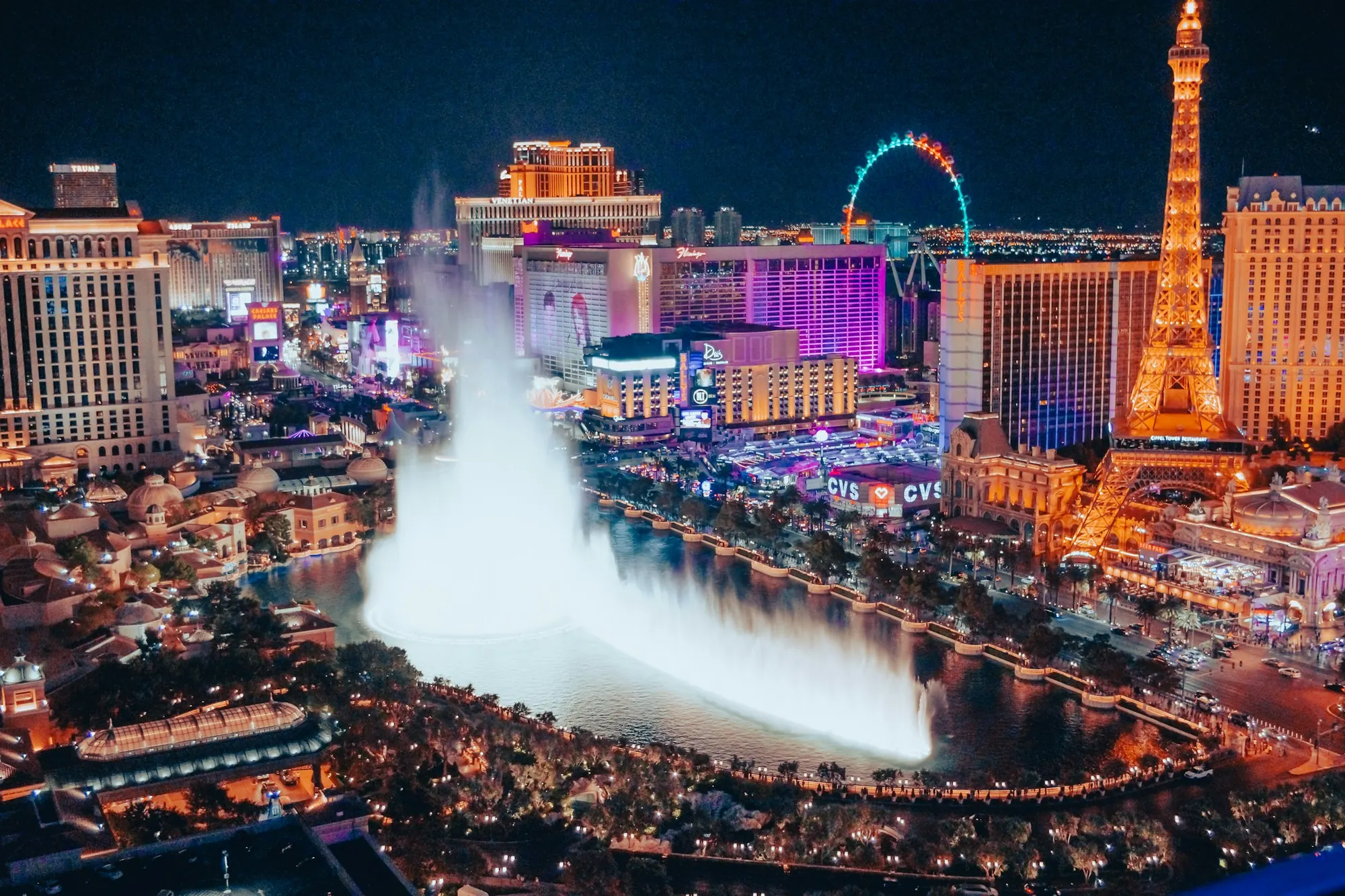 The Bellagio fountains and the Las Vegas Strip lit up at night